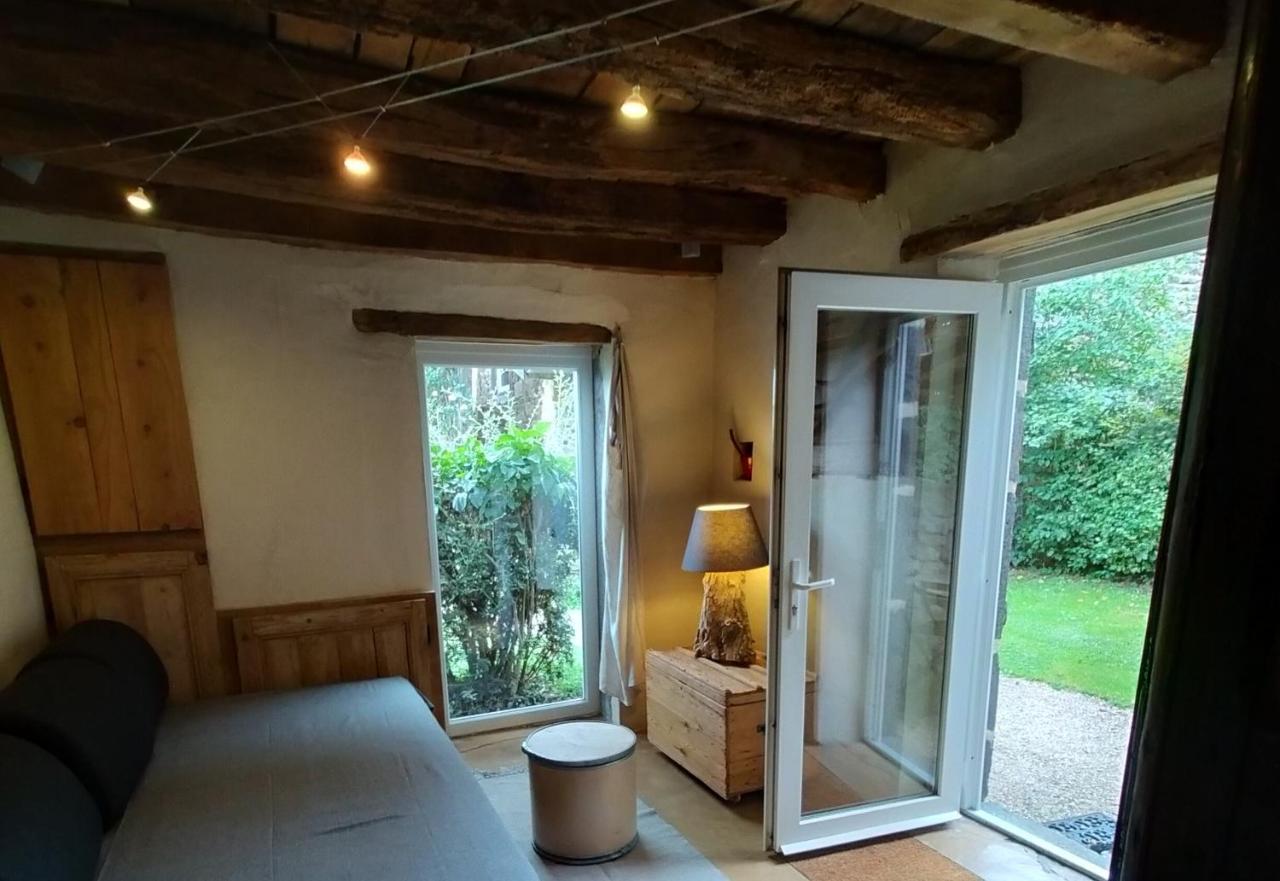 Suites De Campagne Les Eydieux, Petits Dejeuners Inclus Saint-Angel  Eksteriør billede
